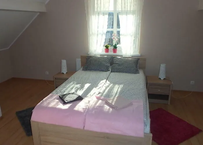 Lägenhet U Aptekarzy Szymbark (Pomerania)